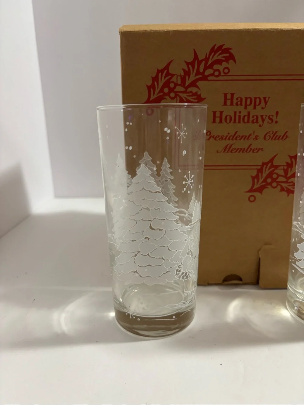 Vtg 1995 Avon Presidents Gift Set of 4 Glasses Winter Scene Horse Sleigh USA Set